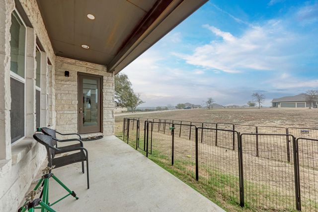 92 Sierra Mosca TRL, Liberty Hill, TX 78642