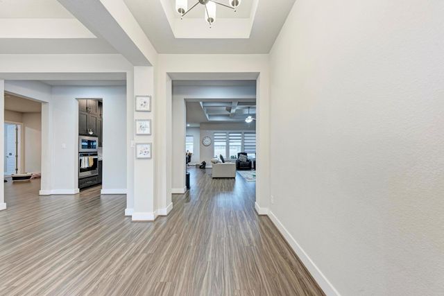 92 Sierra Mosca TRL, Liberty Hill, TX 78642