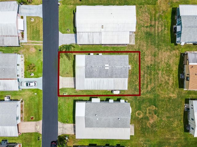 125 LAKE HAZEL DRIVE, Winter Haven, FL 33884