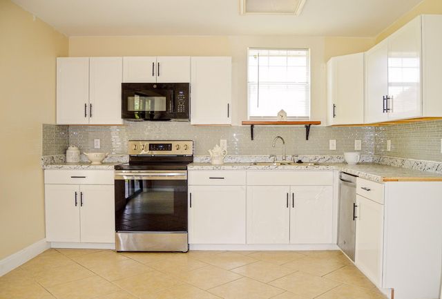 2909 Donnell DR, Round Rock, TX 78664
