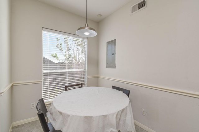 6289 Wilcrest Drive 5203, Houston, TX 77072