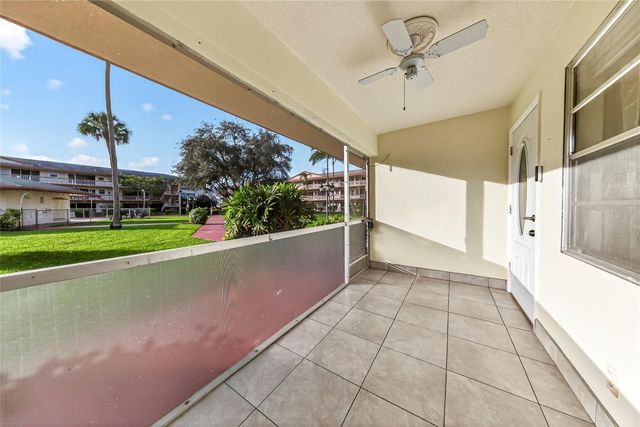 5300 Washington Street H136, Hollywood, FL 33021