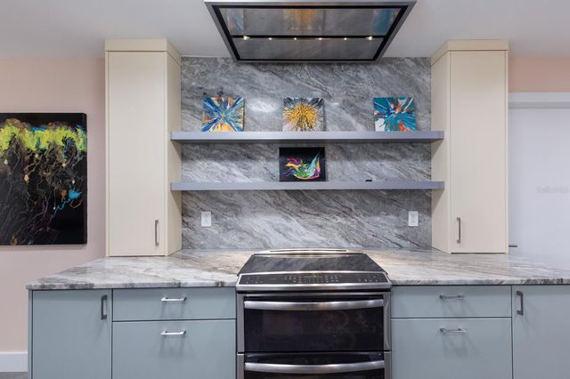 426 N SHORE DRIVE, Sarasota, FL 34234