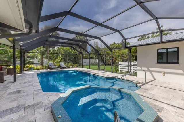 426 N SHORE DRIVE, Sarasota, FL 34234