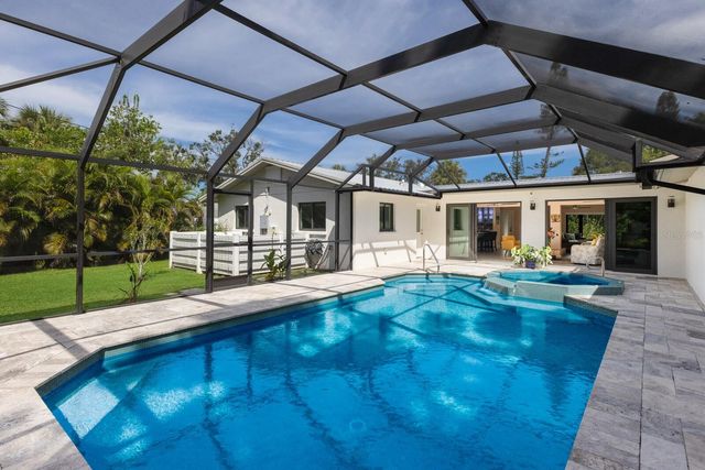 426 N SHORE DRIVE, Sarasota, FL 34234