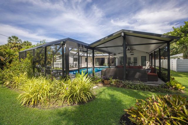 426 N SHORE DRIVE, Sarasota, FL 34234