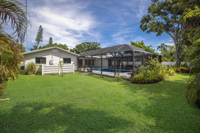 426 N SHORE DRIVE, Sarasota, FL 34234