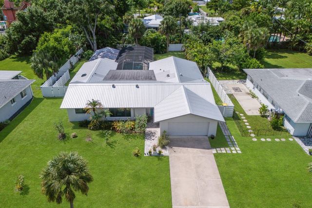 426 N SHORE DRIVE, Sarasota, FL 34234