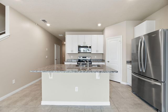 4046 HOT SPRINGS Avenue, Palm Springs, FL 33461
