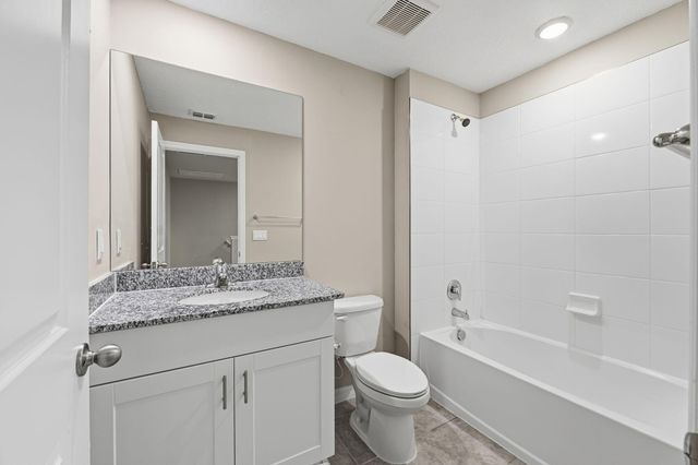 4046 HOT SPRINGS Avenue, Palm Springs, FL 33461