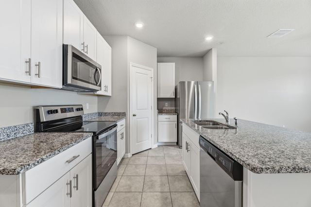 4046 HOT SPRINGS Avenue, Palm Springs, FL 33461