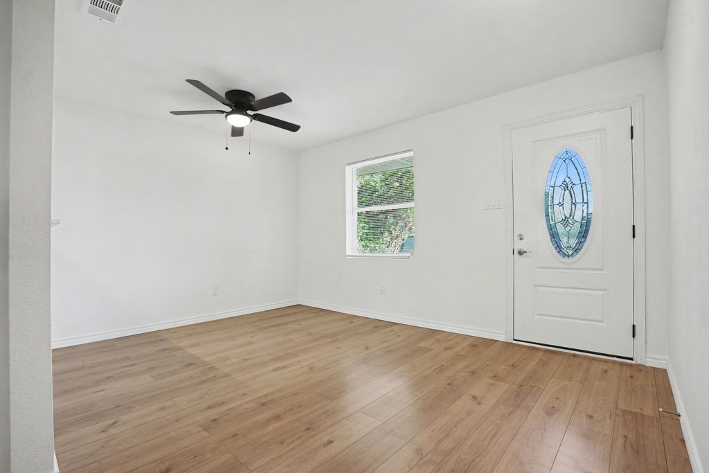 2429 February Lane, Grand Prairie, TX 75050 — photo 4