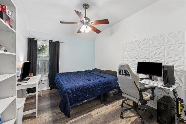 10707 Barker Lake Court, Cypress, TX 77433