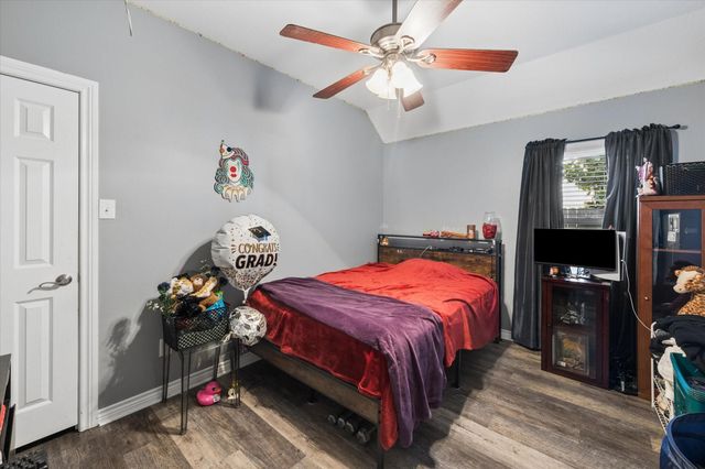 10707 Barker Lake Court, Cypress, TX 77433