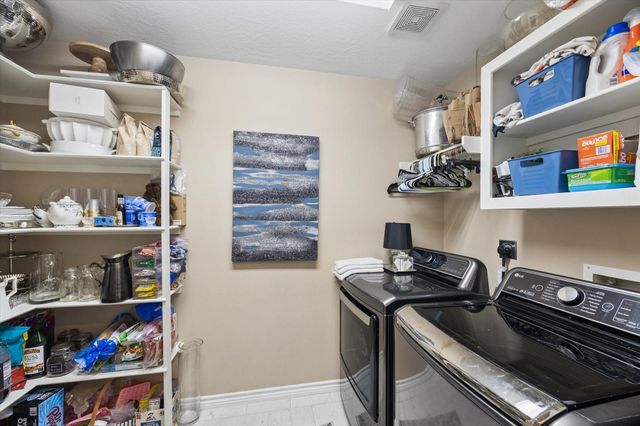 10707 Barker Lake Court, Cypress, TX 77433