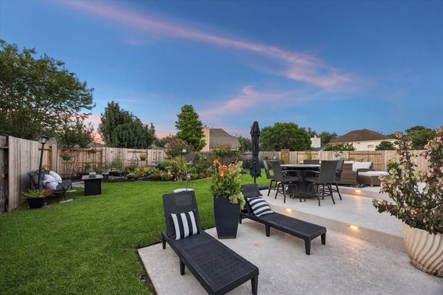10707 Barker Lake Court, Cypress, TX 77433