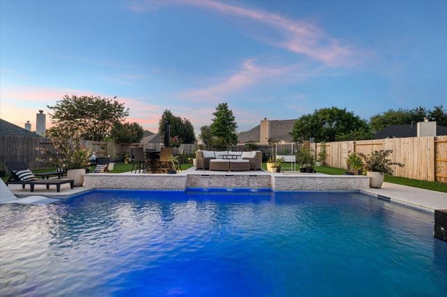 10707 Barker Lake Court, Cypress, TX 77433