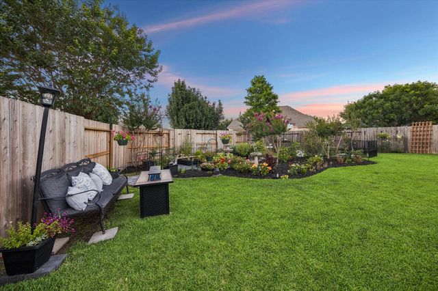 10707 Barker Lake Court, Cypress, TX 77433