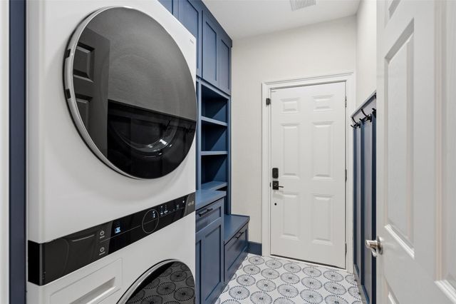 331 THE HILLS DR 10, Austin, TX 78738