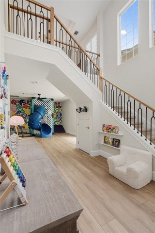 331 THE HILLS DR 10, Austin, TX 78738