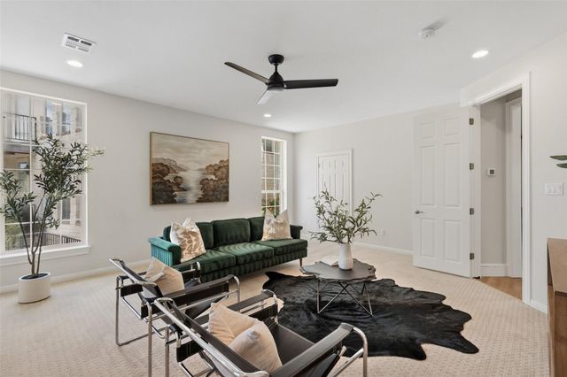 331 THE HILLS DR 10, Austin, TX 78738