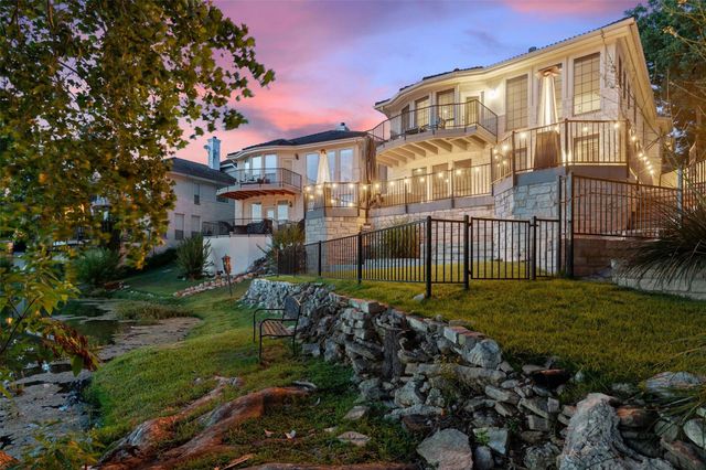 331 THE HILLS DR 10, Austin, TX 78738