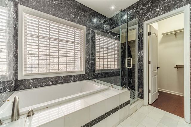 1150 Lake Point Way, Suwanee, GA 30024