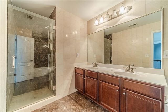 1150 Lake Point Way, Suwanee, GA 30024