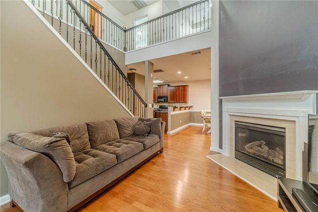 1150 Lake Point Way, Suwanee, GA 30024