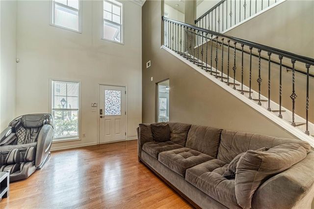 1150 Lake Point Way, Suwanee, GA 30024