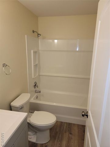 846 Elsworth Place, St Louis, MO 63135