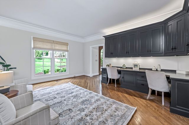 912 Calloway Dr, Brentwood, TN 37027