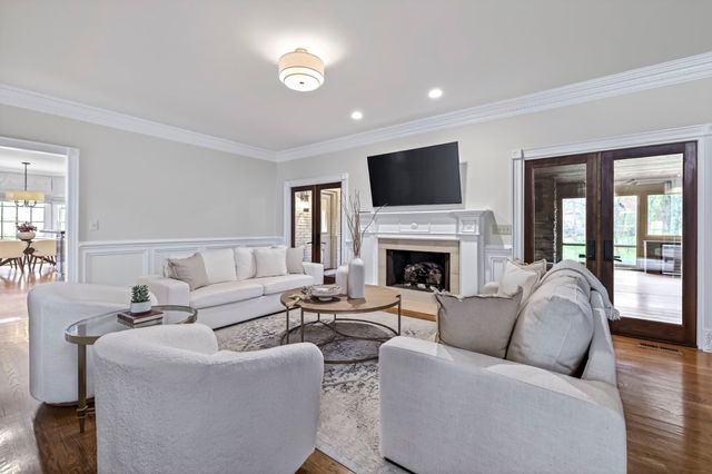 912 Calloway Dr, Brentwood, TN 37027