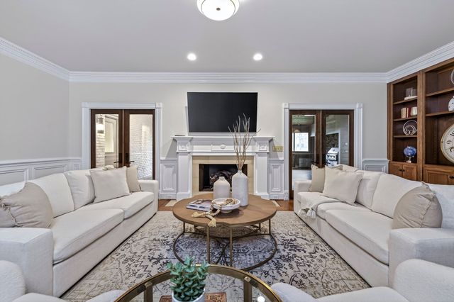 912 Calloway Dr, Brentwood, TN 37027