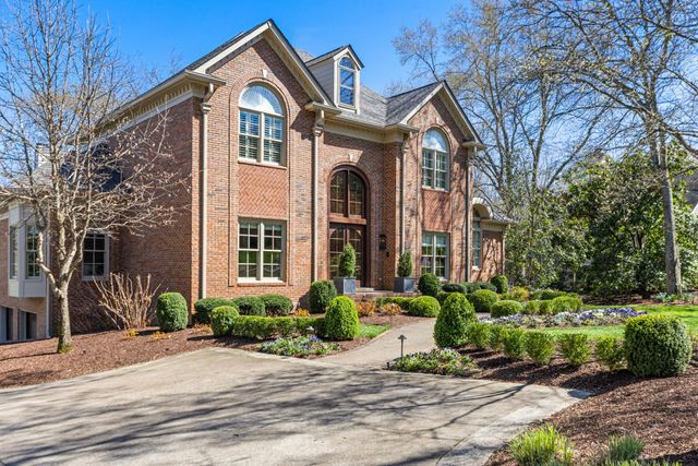 912 Calloway Dr, Brentwood, TN 37027