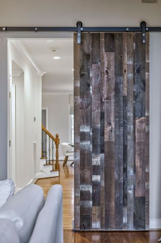 912 Calloway Dr, Brentwood, TN 37027