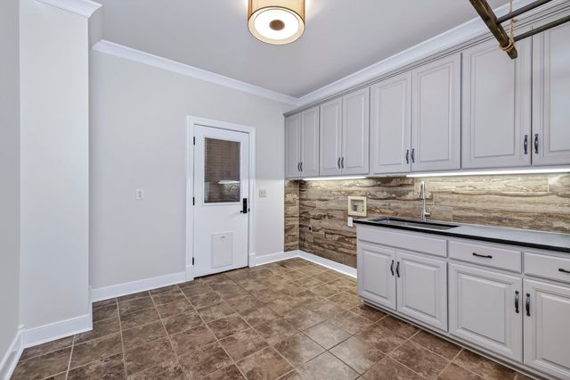 912 Calloway Dr, Brentwood, TN 37027