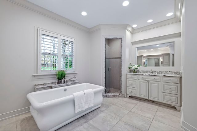 912 Calloway Dr, Brentwood, TN 37027