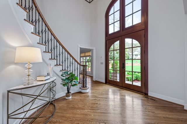 912 Calloway Dr, Brentwood, TN 37027