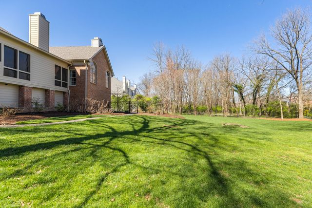 912 Calloway Dr, Brentwood, TN 37027