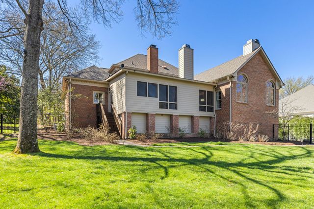 912 Calloway Dr, Brentwood, TN 37027