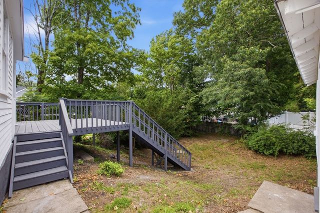 96 Union St, Holbrook, MA 02343
