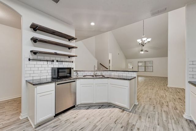 1816 Castle Creek Drive, Little Elm, TX 75068