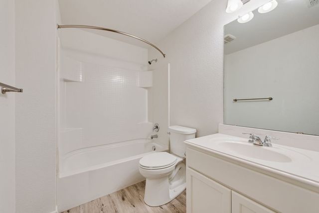 1816 Castle Creek Drive, Little Elm, TX 75068
