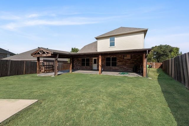 1816 Castle Creek Drive, Little Elm, TX 75068