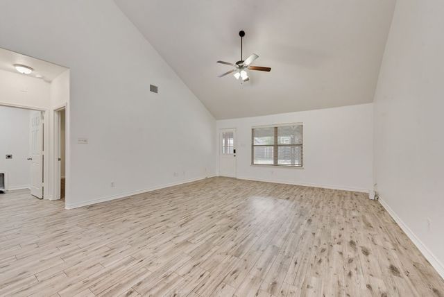 1816 Castle Creek Drive, Little Elm, TX 75068
