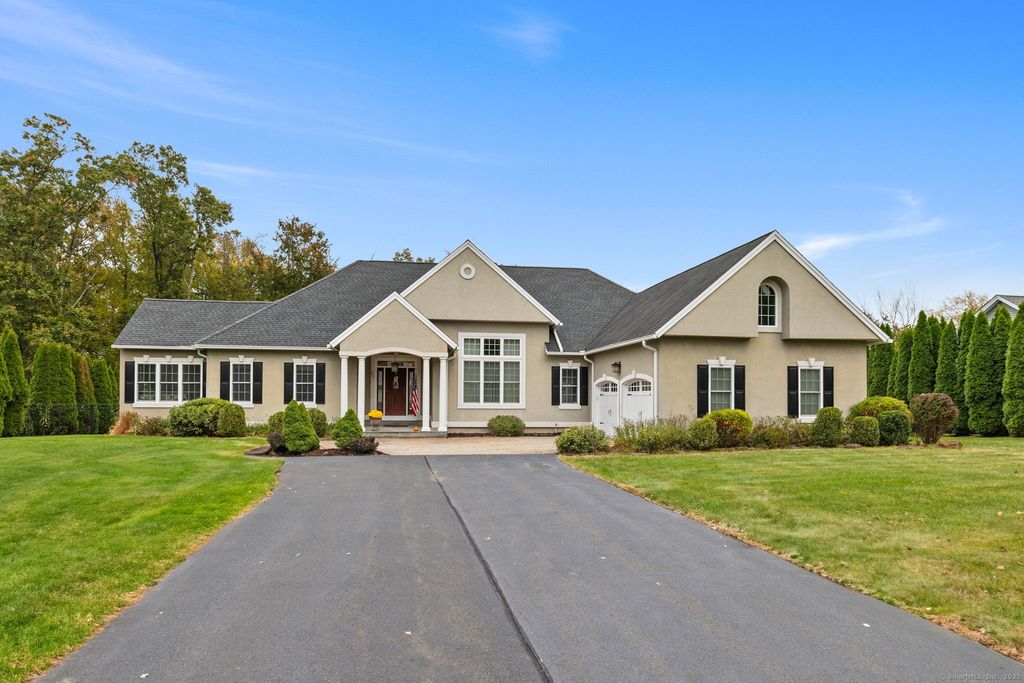 23 Beaudry Lane, Bloomfield, CT 06002