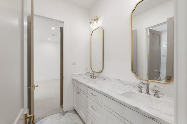 7002 Bowie Court, Montgomery, TX 77316