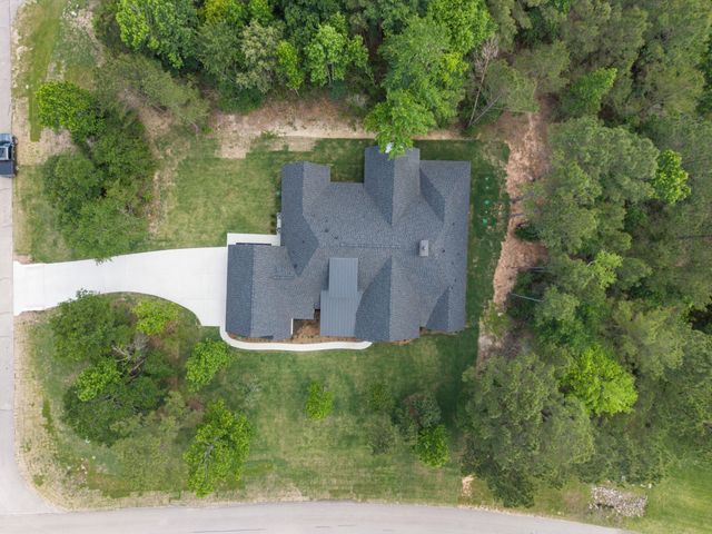 7002 Bowie Court, Montgomery, TX 77316