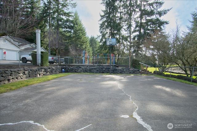 5706 99th Street Ct E, Puyallup, WA 98373